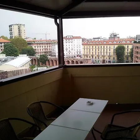 Hotel Arco Romana Milan Room photo
